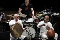 Trommelsprachen – Languages of Drums gastiert im Rahmen des Festival ACHT BRÜCKEN/Musik für Köln in der Philharmonie Köln (&copy; Thomas Brill)